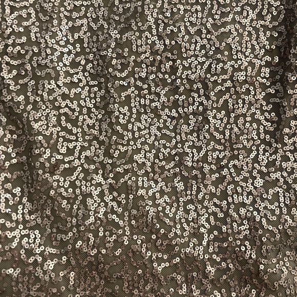 Gold sequin tank top size small - Picture 2 of 4